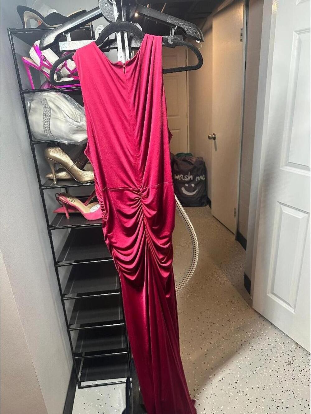 Krisa Red Draped Maxi Dress Medium Sleeveless Ruched Side Elegant Formal Evening - Picture 6 of 6